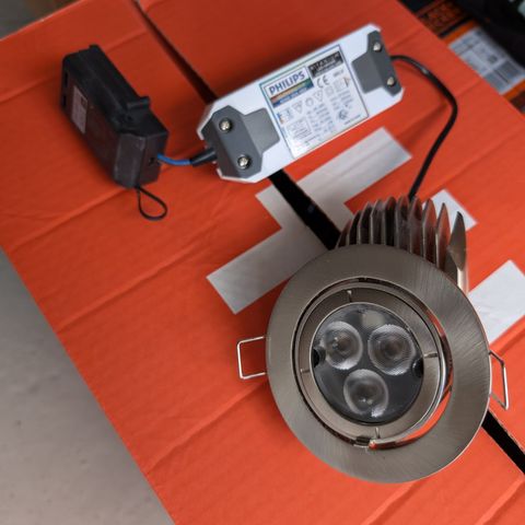 SG Junistar LED downlights.