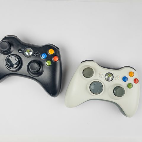 2 trådløse Xbox 360 kontrollere