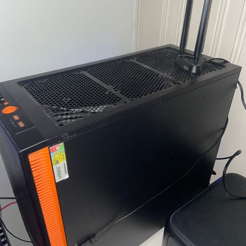 Fort billig gaming pc kommer med gratis ting må bort!