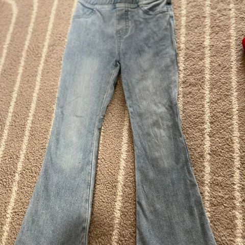 Jeans bukse til jenta