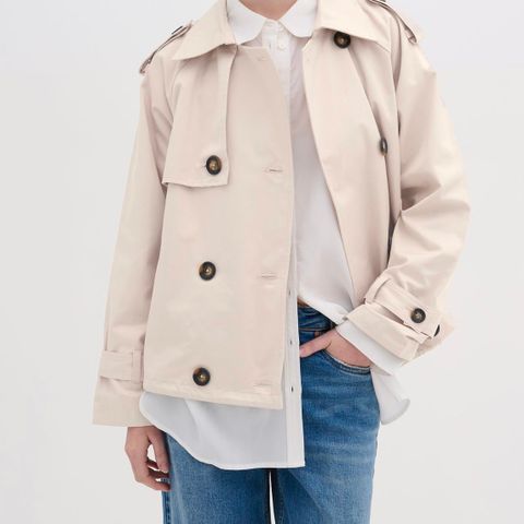 My Essential Wardrobe, kort trench