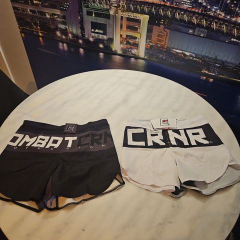 MMA Kampsport trening shorts