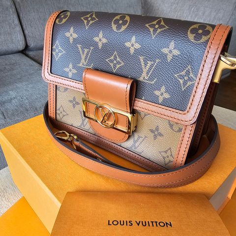 Louis Vuitton Mini Dauphine