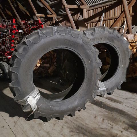 Traktordekk BKT 520/70R38