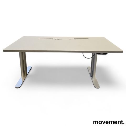 Skrivebord med elektrisk hevsenk i grå / grålakkert metall fra Montana, 160x80cm