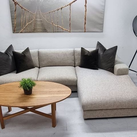 Bolia Sepia 3 pers sofa med sjeselong & puff | Leveringsklar
