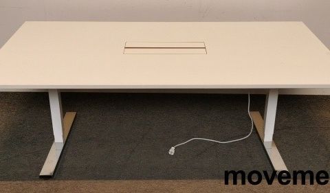 Møtebord med plate og understell i hvitt med krom fot fra SA Möbler, 200x100cm, 