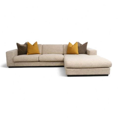 Fri Frakt | Nyrenset | Beige Bolia Sepia 3-seter sofa med sjeselong