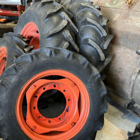 4 stk hjul til traktor