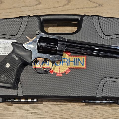 Revolver Manurhin MR73 Sport 6" kaliber 357 magnum.