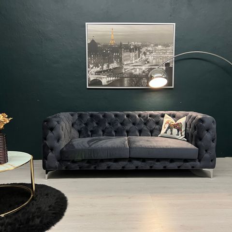 GRATIS LEVERING - KUPP! Helt ny og modern Chili 3 seter fløyel design sofa