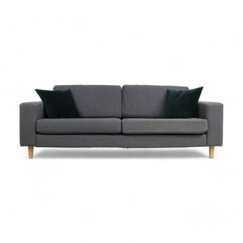 Fri Frakt | Nyrenset | Fagerheim 3-seter sofa