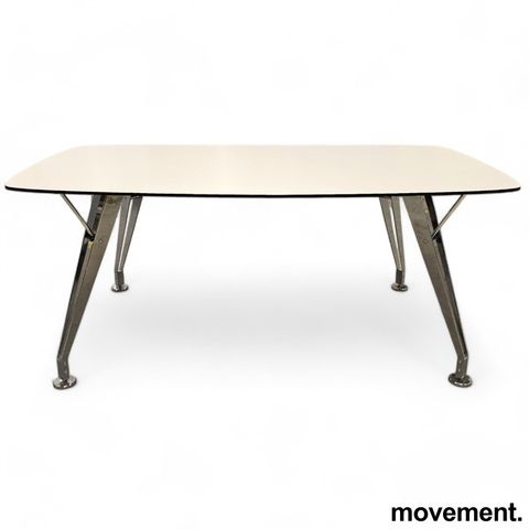Konferansebord / kursbord / møtebord i hvit / krom, 180x100cm, pent brukt.