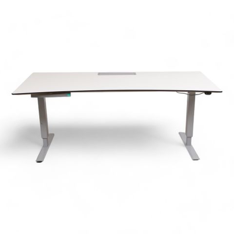 5 stk Kvalitetssikret | Linak hev/senk skrivebord, 180x90 cm med magebue