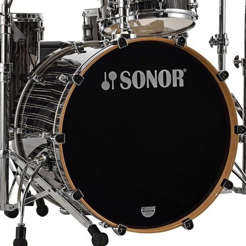 Sonor 22x17,5 Prolite bassdrum Ebony White Stripes