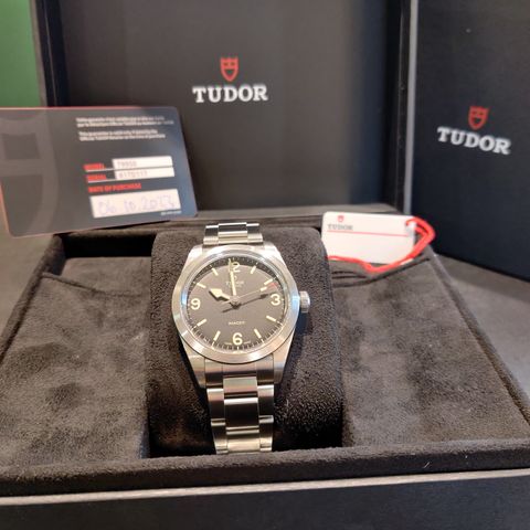 *Solgt*Tudor Ranger M79950-0001