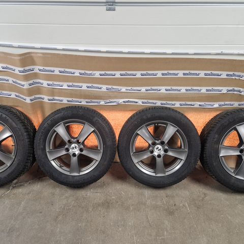 Hyundai Vinter 16" Dekk og Felg