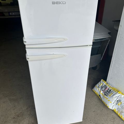 BEKO Kombiskap ca 160 cm med garanti