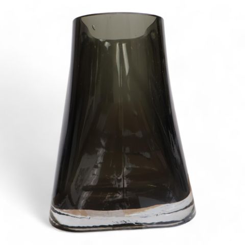 2 stk Helt nytt | Avery S Glass Vase 9x18cm/h22cm Black