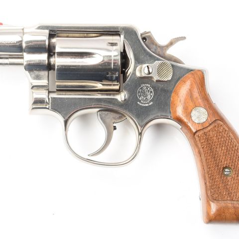 Smith & Wesson revolver modell 10-7 kal .38 SPL Forniklet