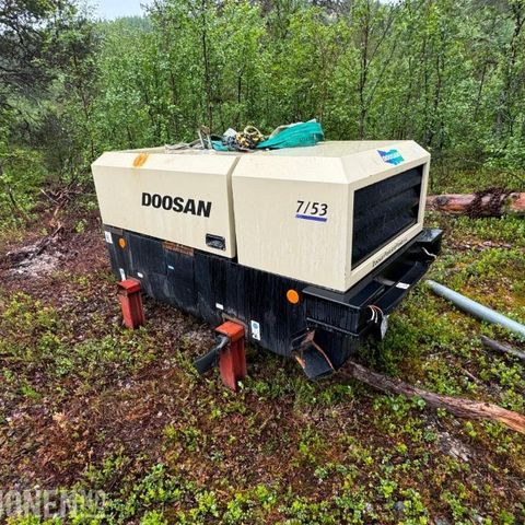 2015 DOOSAN 7/53 KOMPRESSOR/GENERATOR 36KW/7 BAR, avsluttes 03.07