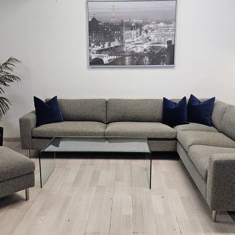 Nypris! Bolia Scandinavia hjørnesofa + puff #