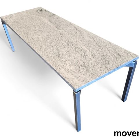 Loungebord / sofabord i granitt / rustfritt stål fra Erik Jørgensen, modell EJ 6