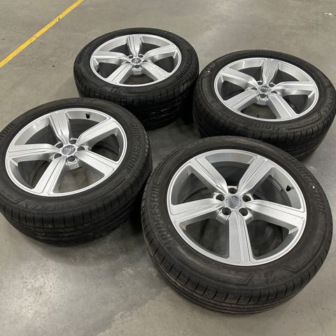 20" Audi e-tron felger m/sommerdekk