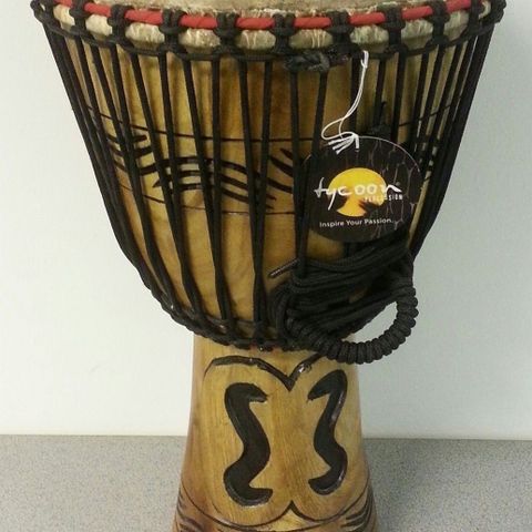 Tycoon 13" Afrikansk djembe!