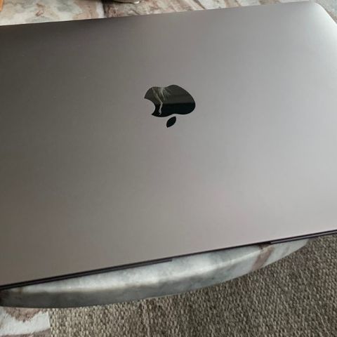 MacBook air 2019 med nytt hovedkort