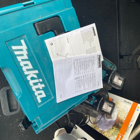 Makita DUR365U kraftig 36V kantklipper gresstrimmmer krattrydder