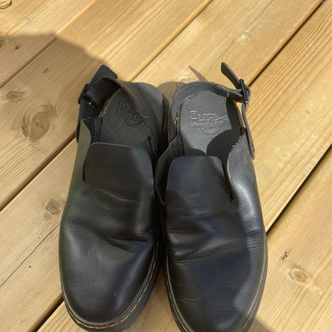 Sko fra Dr.Martens