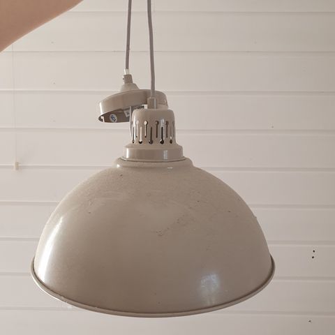 Industrilampe - antar Ikea