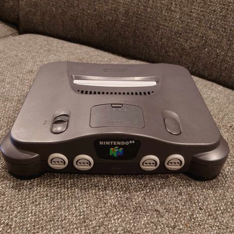 Recappa og rensa Nintendo 64 N64