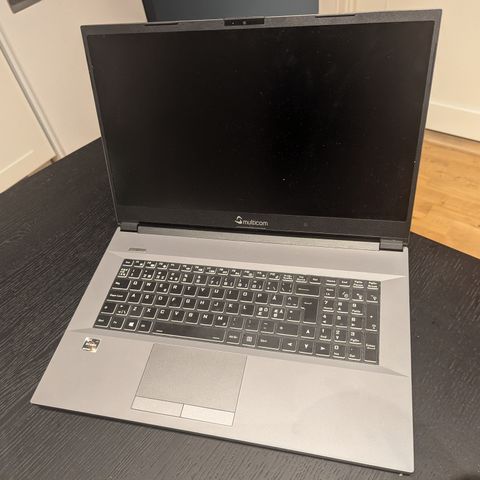 Multicom Gaming Laptop (Kunshan NH79EP)