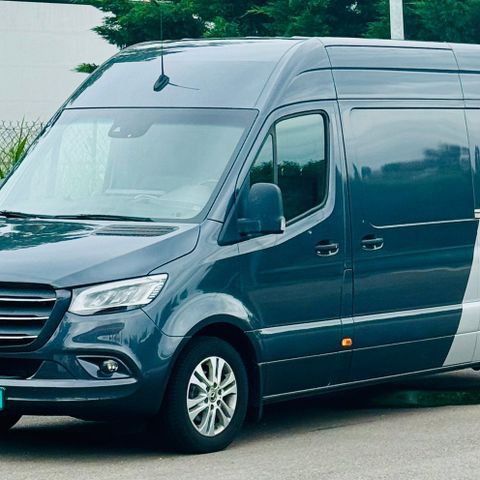 Sprinter 319 V6 til leie (Varebil/flyttebil)