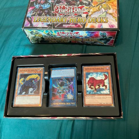 Yu gi oh legendary hero decks