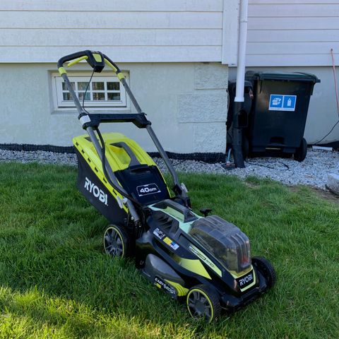 Ryobi One+ gressklipper 18v Fusion- EasyEdge - 40cm