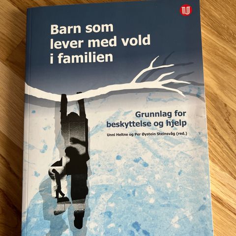 Barn som lever med vold i familien - ISBN: 9788215016375