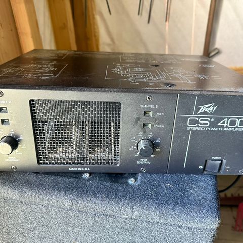 Peavey CS-400 forsterker