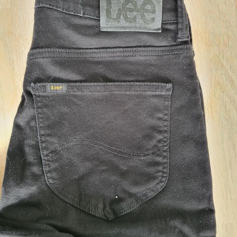 Lee Jeans