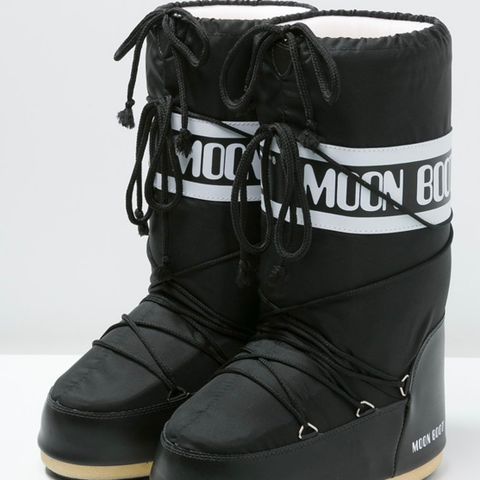 Moon boots