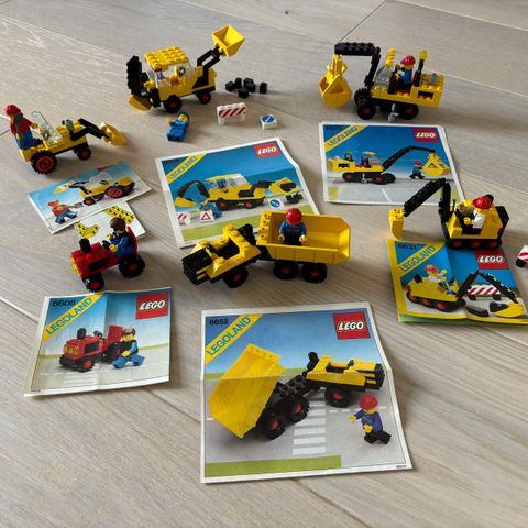 Lego Classic Town construction Workers