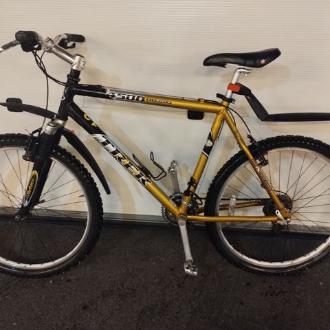 Trek 4500