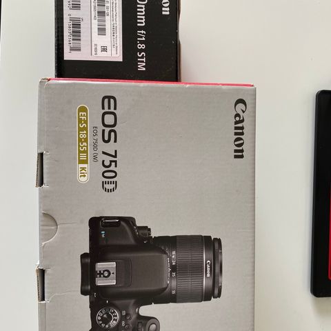 Canon 750d + Canon 50 mm f/1.8 STM