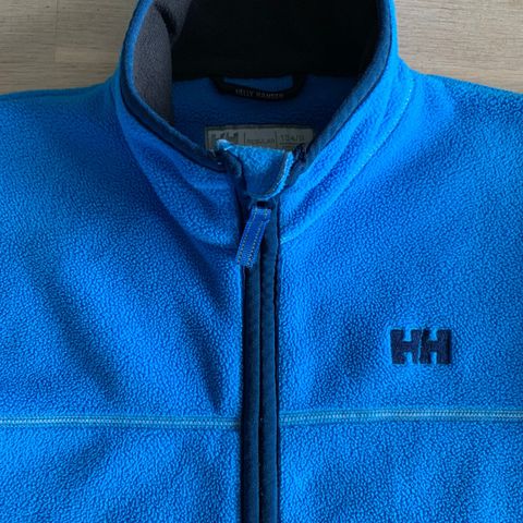 SVÆRT PEN! Fleece/fleecejakke fra Helly Hansen HH, barn/junior str. 134/9 år.