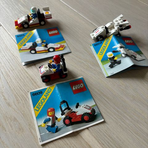 Lego Classic Town racerbiler