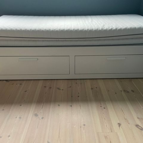 Brimnes uttrekkbar seng frå IKEA