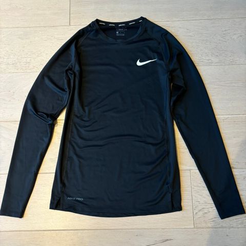 Nike Tight Treningstrøye