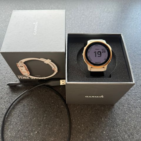 Garmin Fenix 6s Pro GPS smartklokke 42 mm, roségull